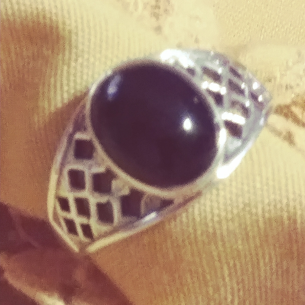 NWT-BLACK ONYX/STERLING  RING. SIZE 7...(R-10035)